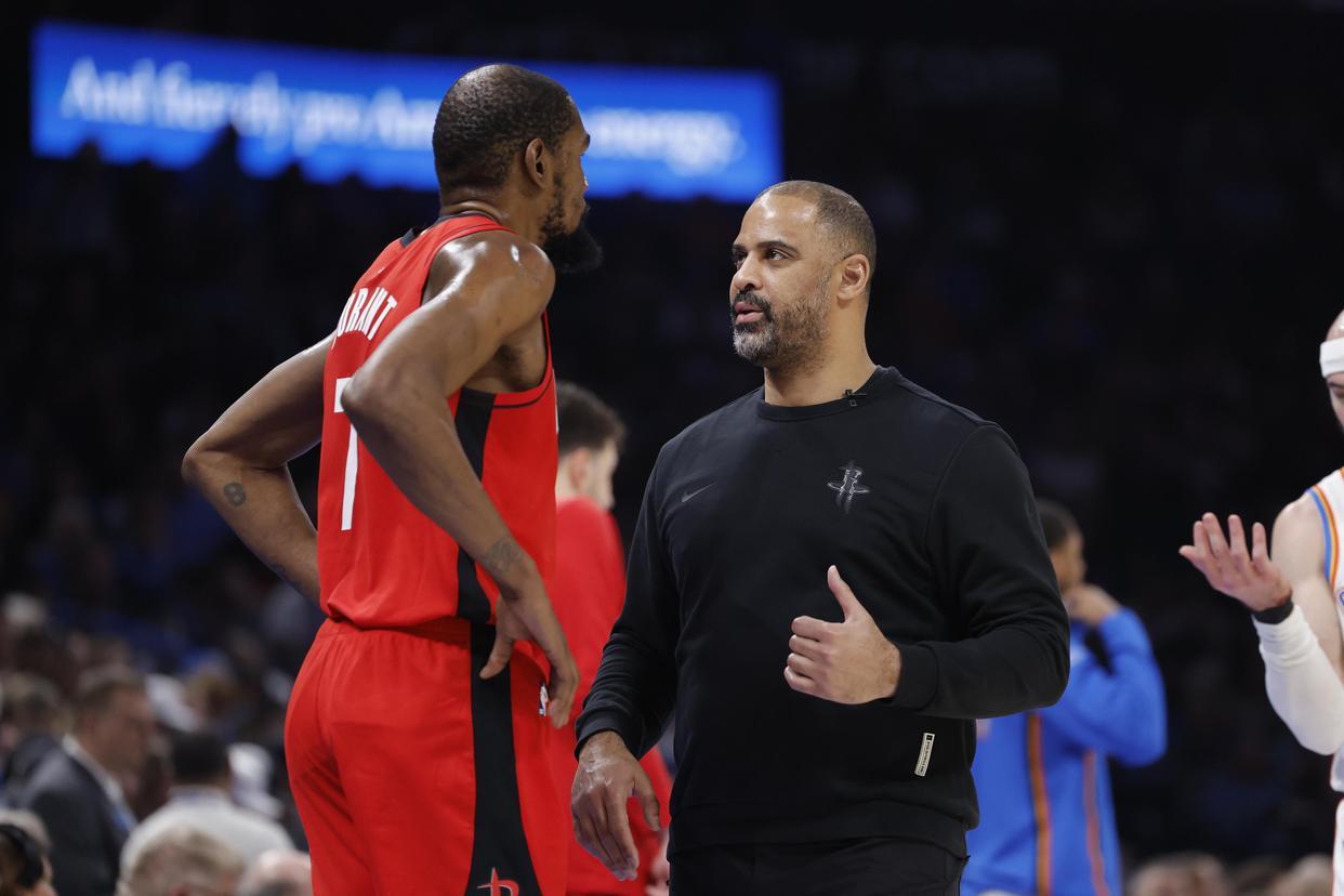 官方网站-奥科吉再获重用！火箭新2阵亮相：主打1大4小阵容，护筐三分兼顾